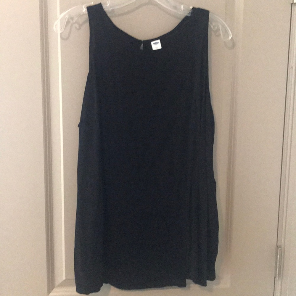 OLD NAVY tank.
